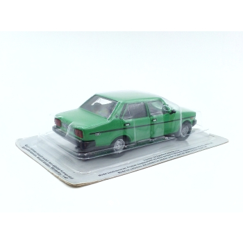 Fiat 131p + gazetka - skala 1:43 - DeAgostini Kultowe Auta PRL